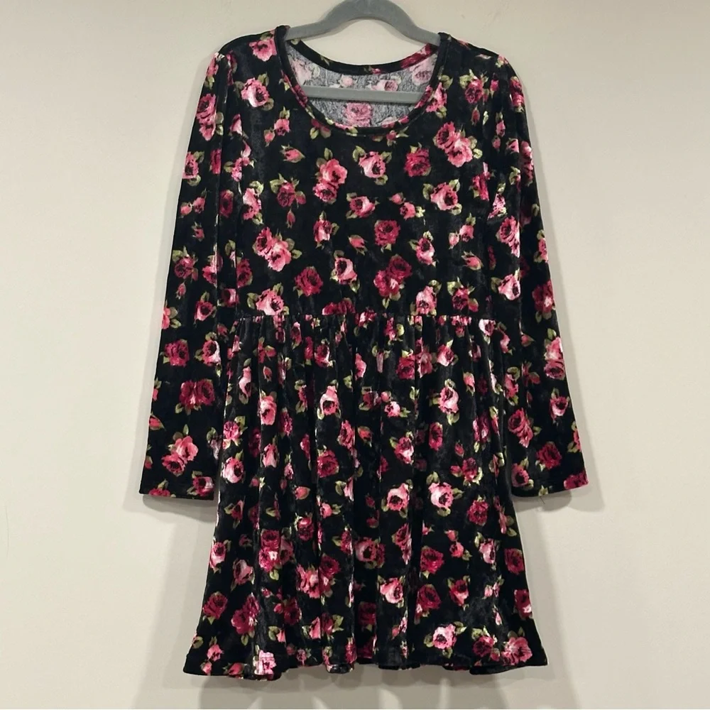 THE CHILDREN’s PLACE Black Velvet Pink Rose Long Sleeve Dress Size Medium 7/8